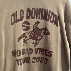 Old Dominion Tour 2023 Tan Sweatshirt